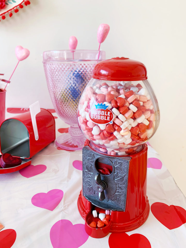 thrifted Valentine’s Day party décor