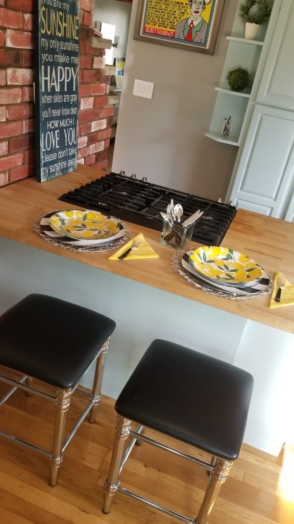 mastering great Goodwill hauls - Kitchen